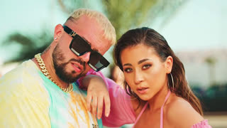 Jimmy Dub ft. Nicole Cherry & Doddy - Bienvenido a MAMAIA (Official Video 2020)