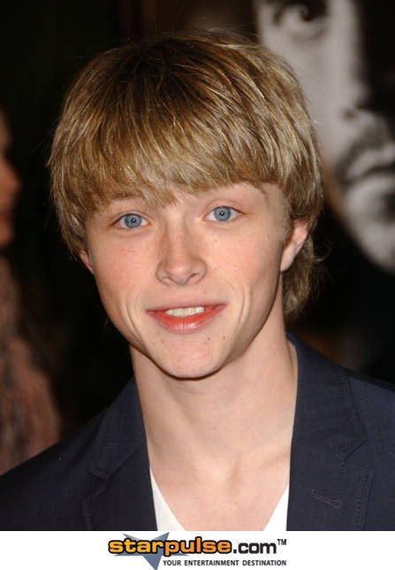 Sterling Knight фотография #31